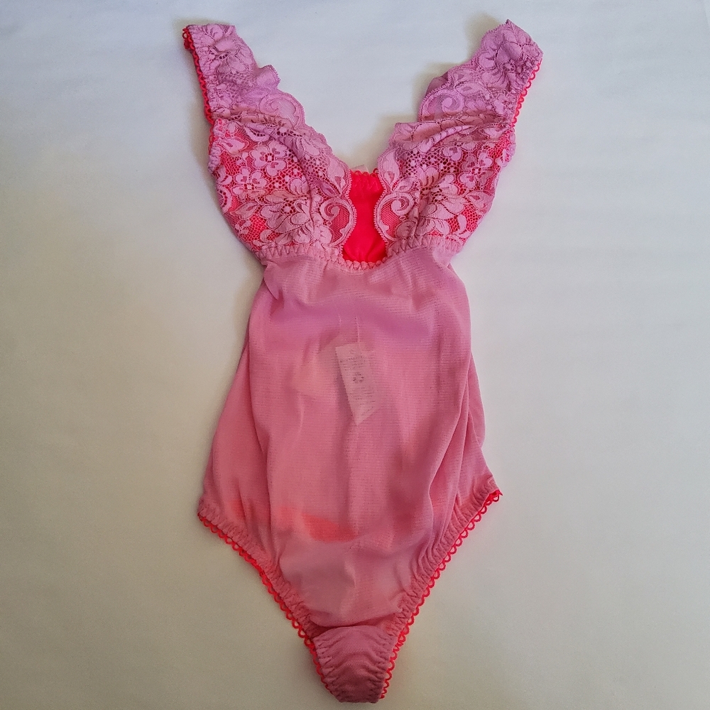 Free People We Are HAH U Up Lace Mesh Thong Lingerie Bodysuit Intimates XS Pink
